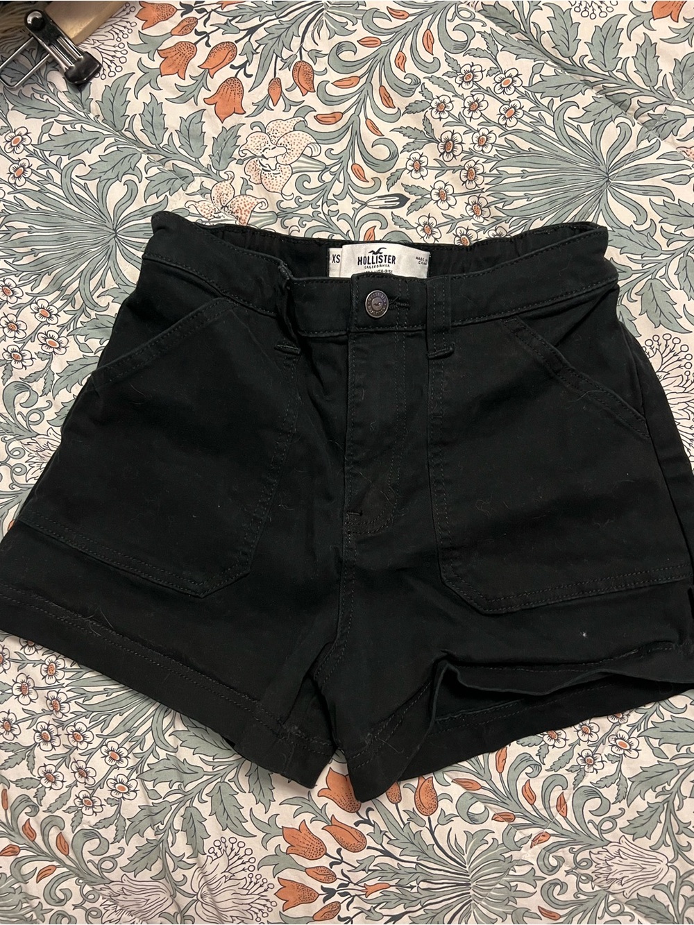 Hollister Women's Black Casual Utility Shorts XS
